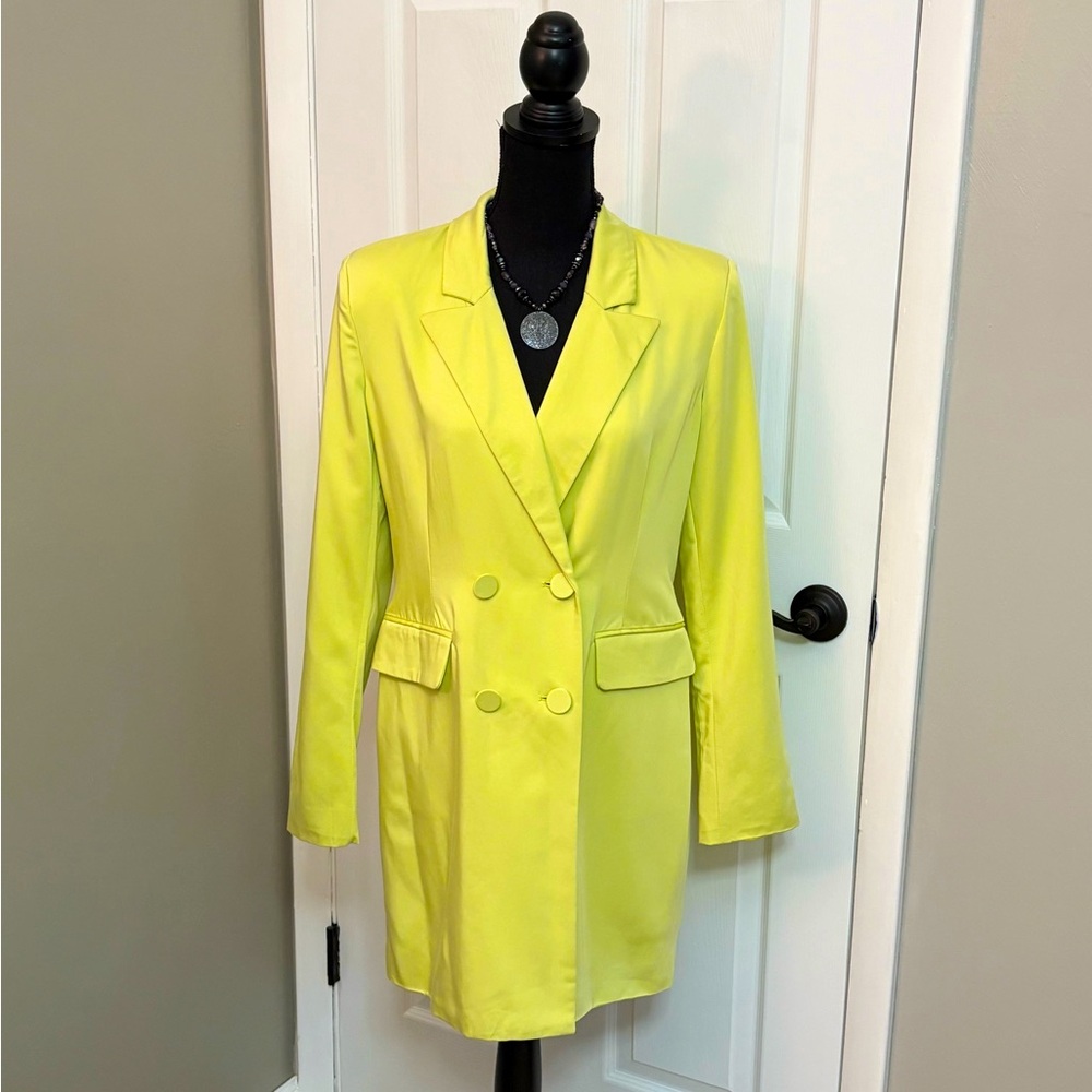 Bright Yellow Double-Breasted Blazer💛